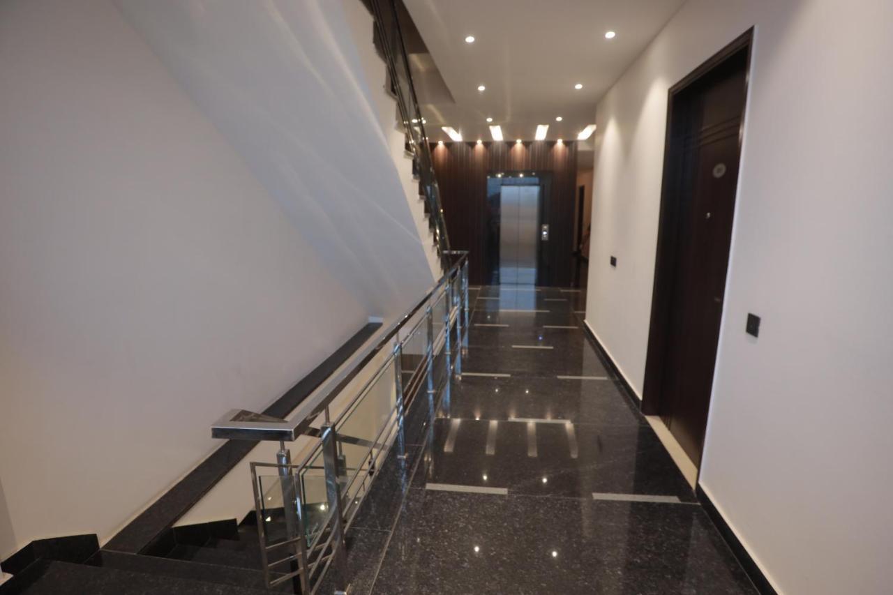 Ovel Hotel Λουντιάνα Εξωτερικό φωτογραφία