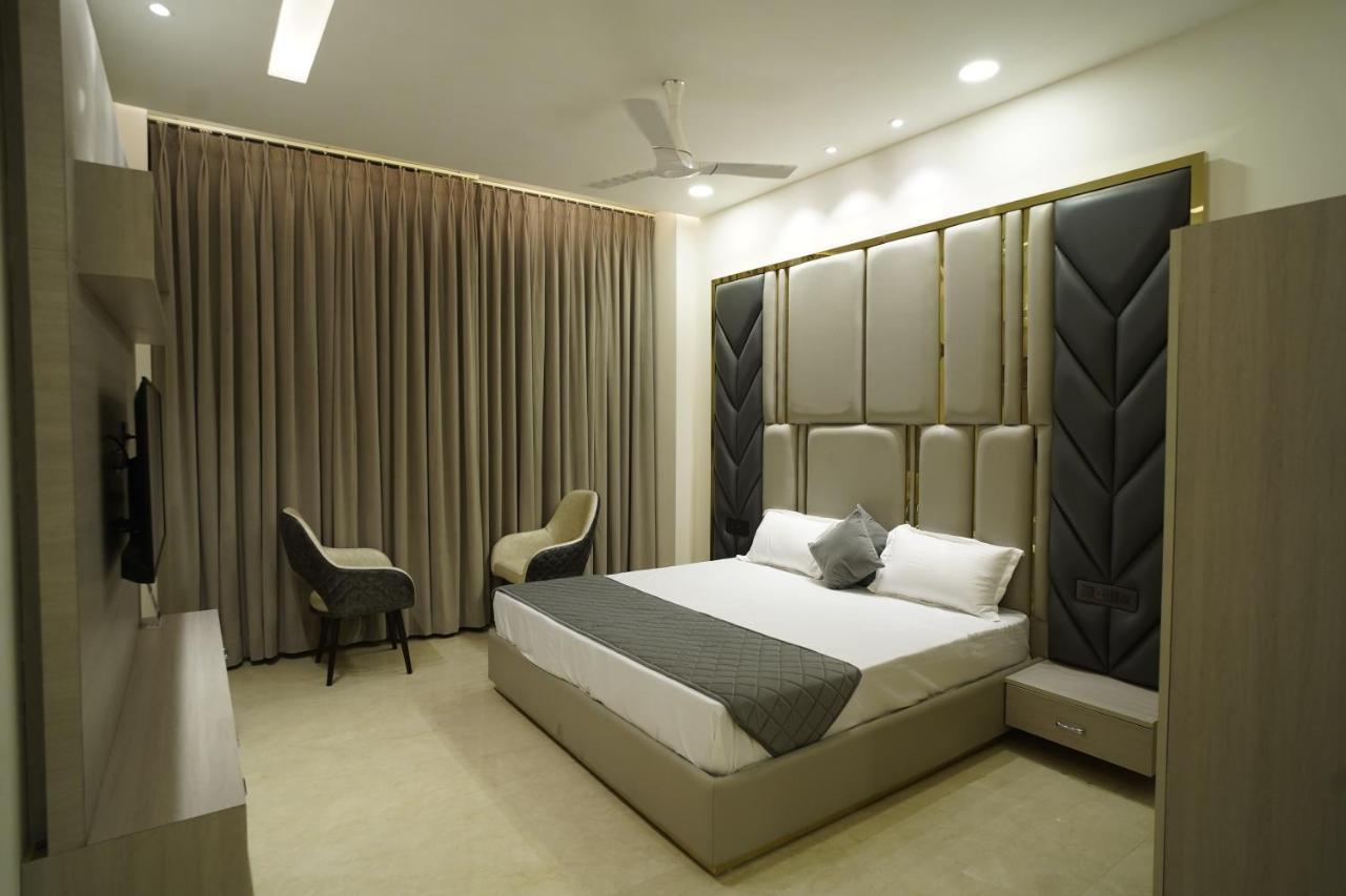 Ovel Hotel Λουντιάνα Δωμάτιο φωτογραφία
